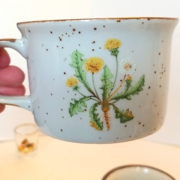 Vintage Ceramic Speckled Wildflower Mugs Anthropologie - Picture 4 of 11